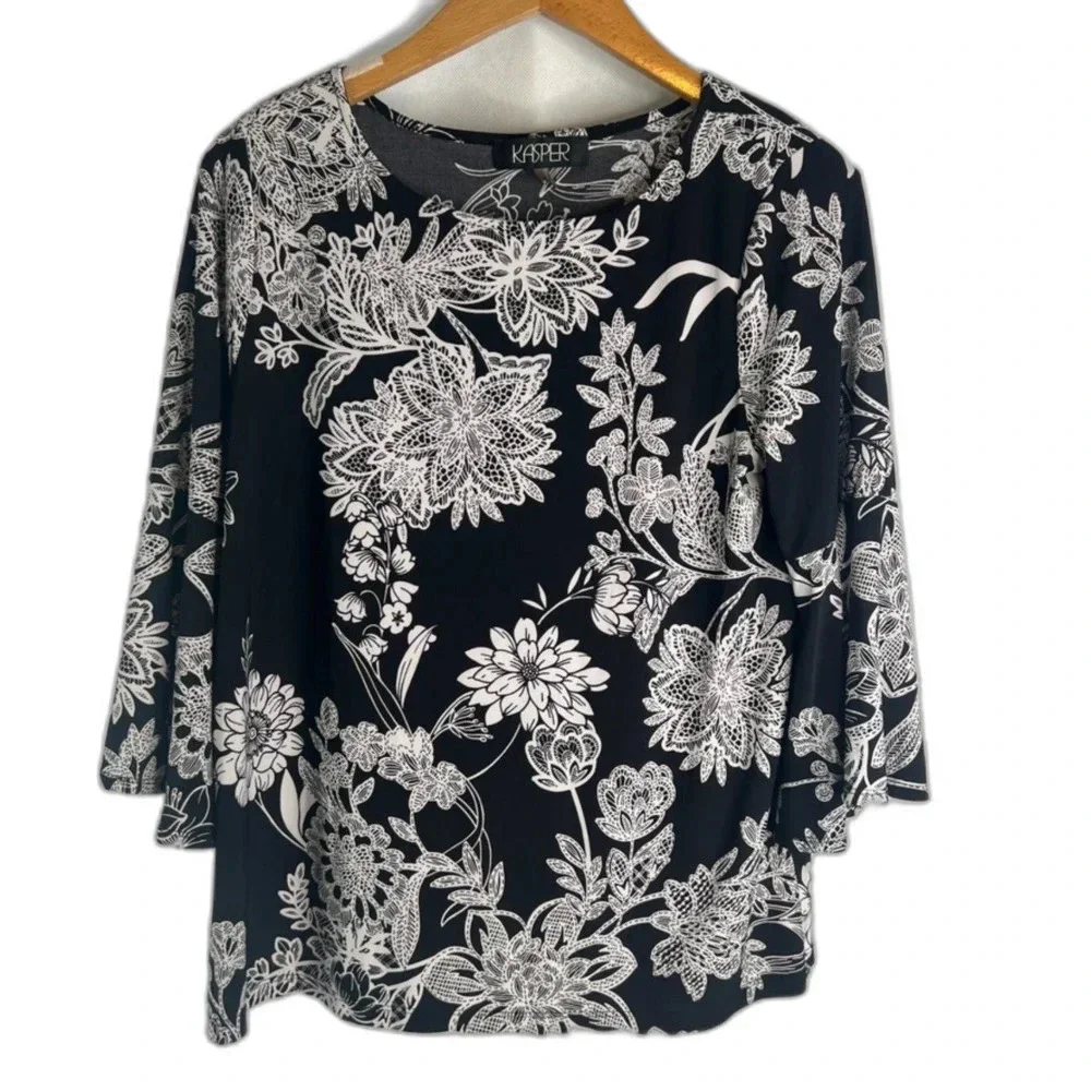 Kasper Black & White Floral Scoop Neck 3/4 Bell Sleeve Blouse Sz MD - Picture 1 of 7